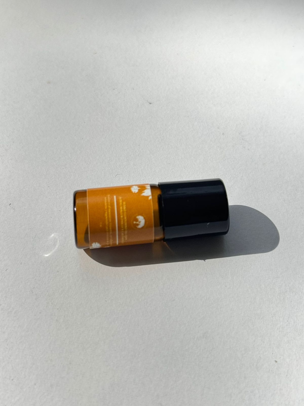 Suero Contorno de Ojos con Ácido Hialurónico Bio + Caléndula